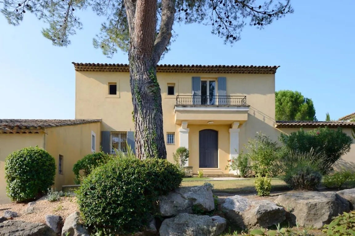 Villa-Provence-Pont-Royal Mallemort 0*,  France